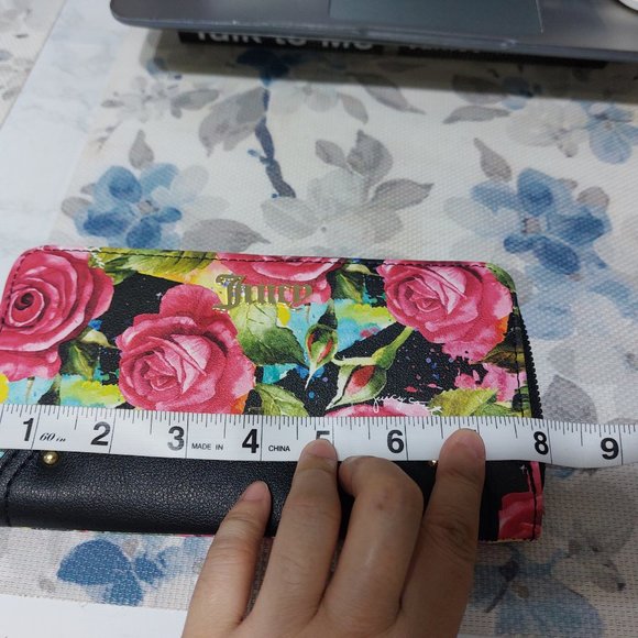 Juicy Couture Pretty Flowers Roses Print Big Size Wallet Compartments Practical - Picture 4 of 7